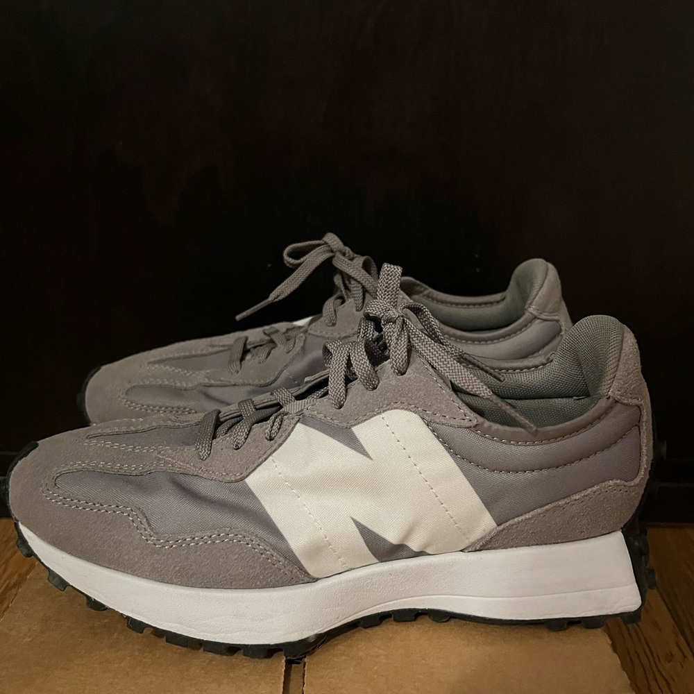 New balance 327